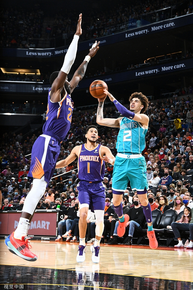 在当今的足 在当今的足